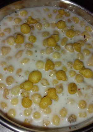 A picture of Boondi Raita.