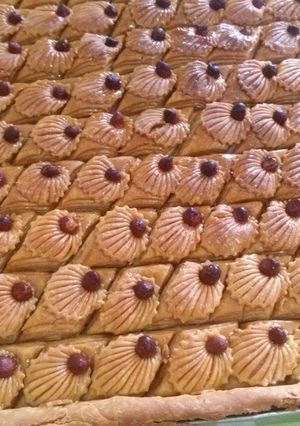 صورة لوصفة بقلاوة بالفول السوداني