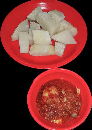 A picture of White yam and stew.
