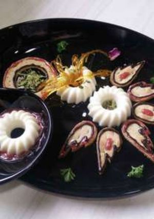 A picture of Coconut Milk Pudding With Oat Crackers.