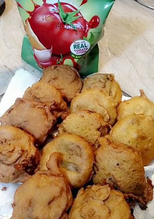 A picture of Aloo ke kabab.