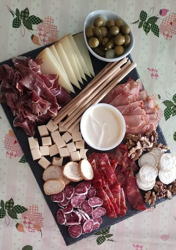 Una foto de Tabla de embutidos