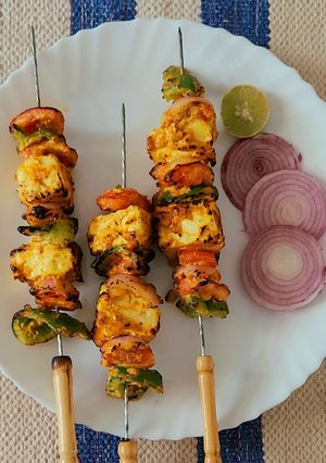 A picture of Restaurant Style Paneer Tikka.