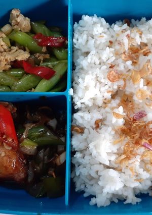 Foto resep Bekal Suami Ayam Goreng Saus Mentega dan Tumis Buncis telur
