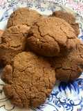 Cinnamon and liquorice cookies - vegan