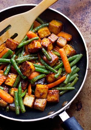 A picture of Garlic & Ginger Tofu.