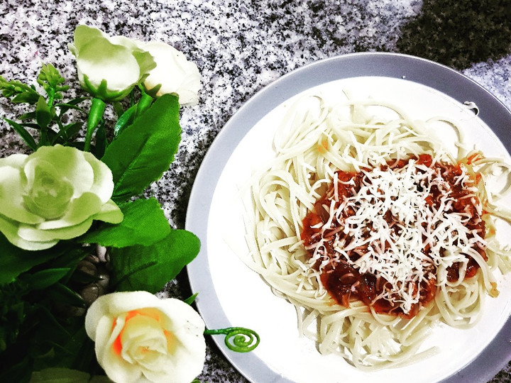Cara Buat Spaghetti bolognaise sauce simple banget Yang Mudah