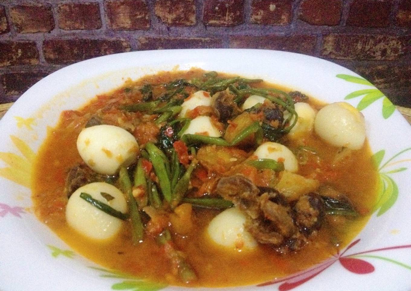 Gobis goreng karo kentang lan ati + endhog puyuh