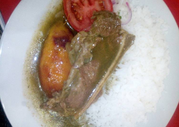 Seco de res a la chiclayana