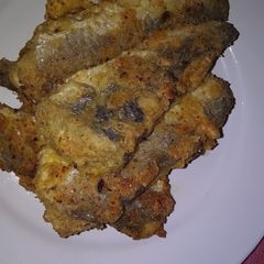 A picture of Fried fish.