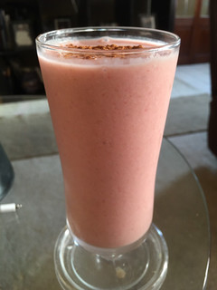 Una foto de Batido de fresa para ayudar a aumentar las plaquetas y a curar la anemia