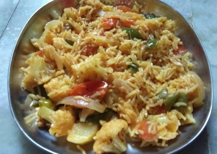 Vegetable rice one pot meal