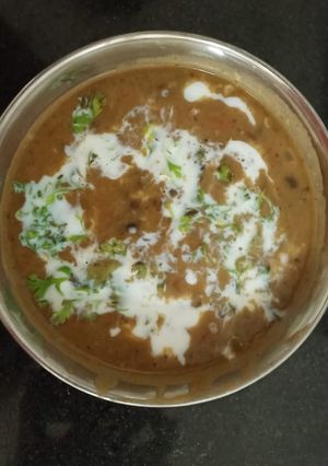 A picture of Dal makhani.