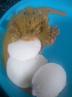 சுட சுட மட்டன் குருமா (Mutton kuruma recipe in tamil) செய்முறை முக்கிய புகைப்படம்