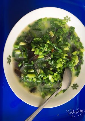 韮菜皮蛋 的食譜成品照片
