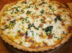 Sonkás kukoricás quiche feta sajttal recept fotója
