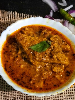 गट्टे की सब्जी (gatte ki sabzi recipe in Hindi) रेसिपी मुख्य फोटो