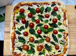 Una foto de Pizza Capri - masa con prefermento poolish