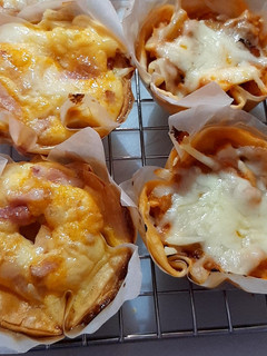 Una foto de Cazuelitas de atún y mini quiche de bacon y mozzarella
