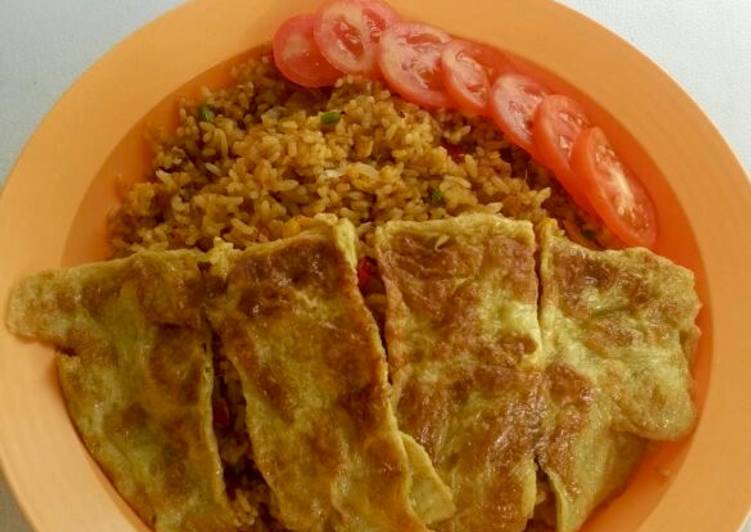 Resep Nasi Goreng Sederhana oleh momnakitchen - Cookpad