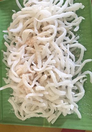 Hình của món [Series cô Anh không biết nấu] Mứt dừa trái ngang.