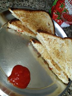 आलू सैंडविच (Aloo Sandwich recipe in hindi) रेसिपी मुख्य फोटो