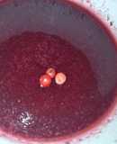Cóctel de jarabe de fresa y pimienta rosa estilo DULZAL