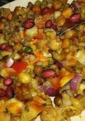 আলু চানা চাট রেসিপির প্রধান ছবি