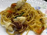 สปาเกตตีผัดฉ่าทะเล