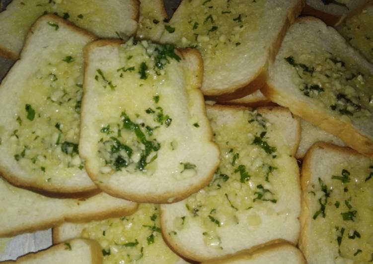 How to Prepare Perfect Garlic bread