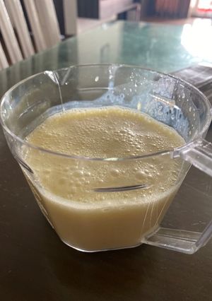 Hình của món Sinh tố dứa đơn giản.