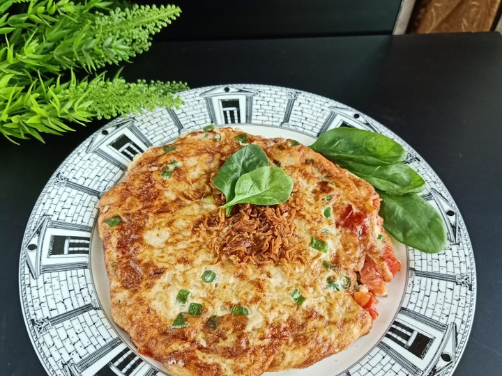 Ternyata ini lho! Resep bikin Omelette Mie Putih Telur dijamin enak