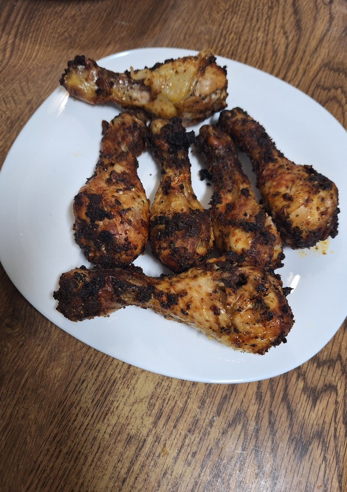 Una foto de Muslitos de pollo en la airfryer