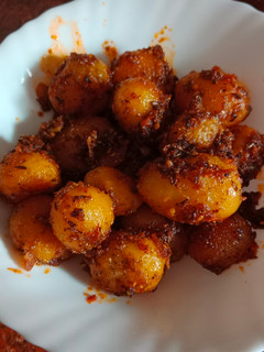 मसाला बेबी पोटैटो(masala baby potato recipe in hindi) रेसिपी मुख्य फोटो
