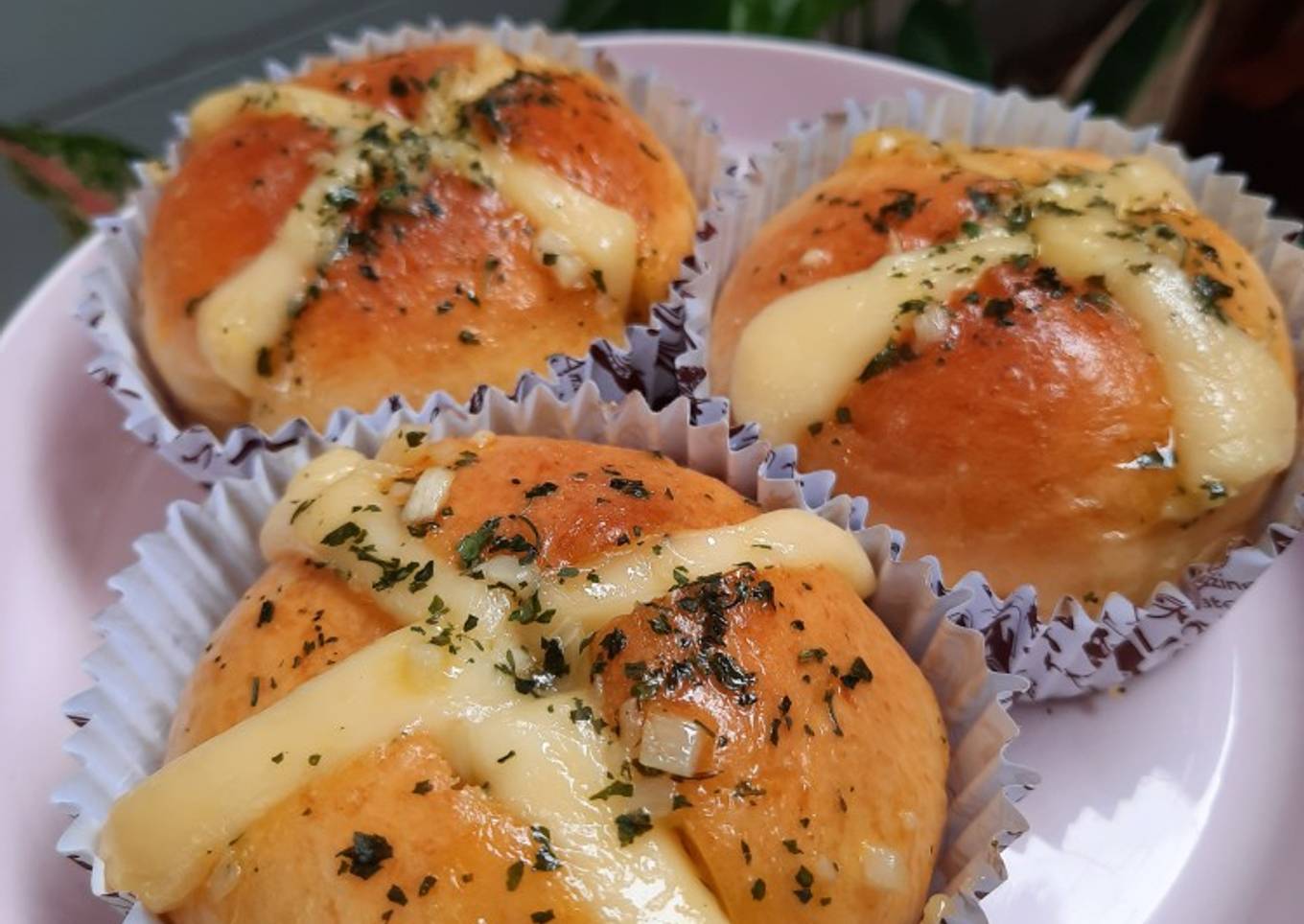 Korean Garlic Cheese Bread