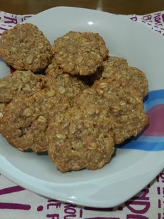 Una foto de Galletas de Avena Fácil