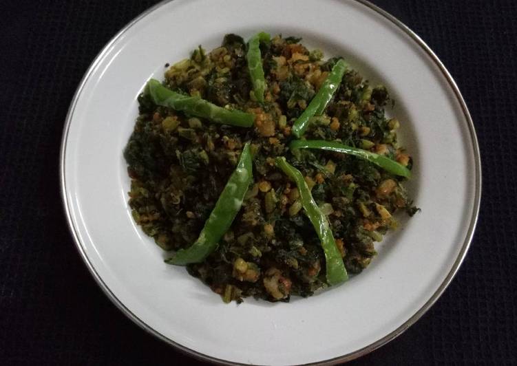 Recipe of Any-night-of-the-week Mulli ki bhujia (radish leaves bhujia)