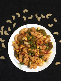 A picture of Pasta Salad.