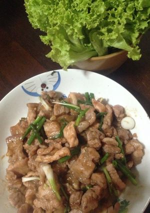 รูปของ สามชั้นผัดเต้าหู้ยี้