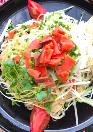 A picture of Salmon Soy Sauce Pasta.
