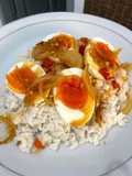 Telur rebus saus tiram