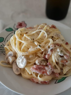 Una foto de Espaguetis a la carbonara