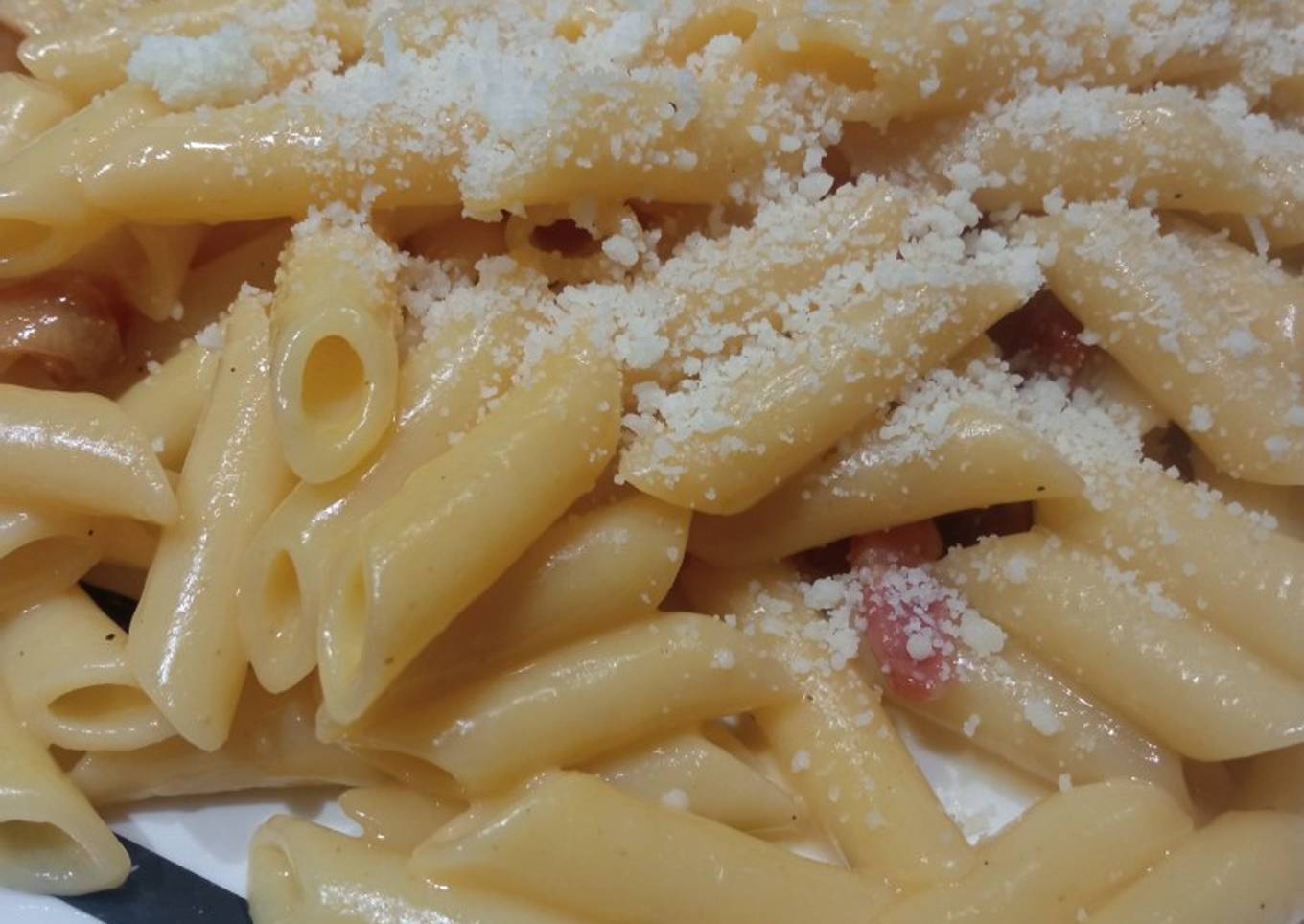 Macarrones a la auténtica carbonara