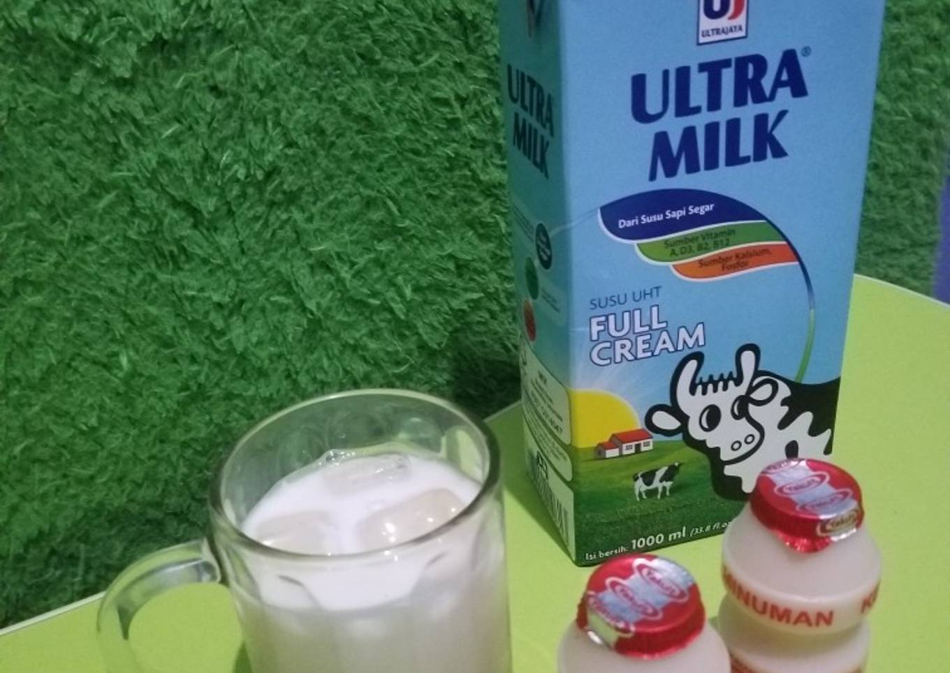 Ice Yakult Milk