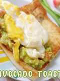 Avocado toast mix Guacamole