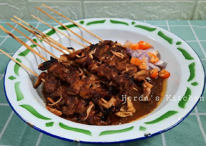 Sate Jamur Tiram Bumbu Kacang