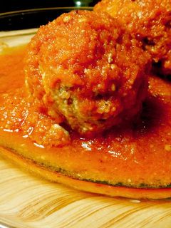 Una foto de Albóndigas en salsa de chipotle