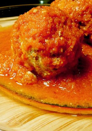 A picture of Meatballs in Chipotle Sauce.