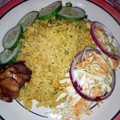 A picture of Fried rice (garnished).