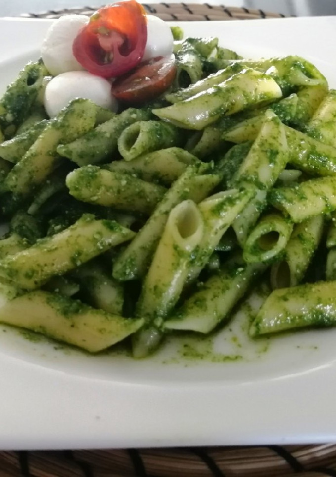 Una foto de Macarrones con Pesto de Espinaca